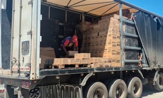 Sefaz apreende 16 toneladas de calabresa sem nota fiscal em Sergipe